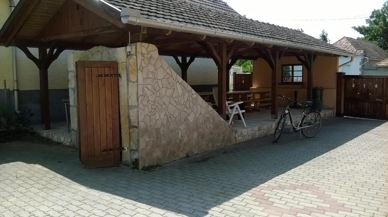 Villa Giulia Vendeghaz Verpelet Екстер'єр фото